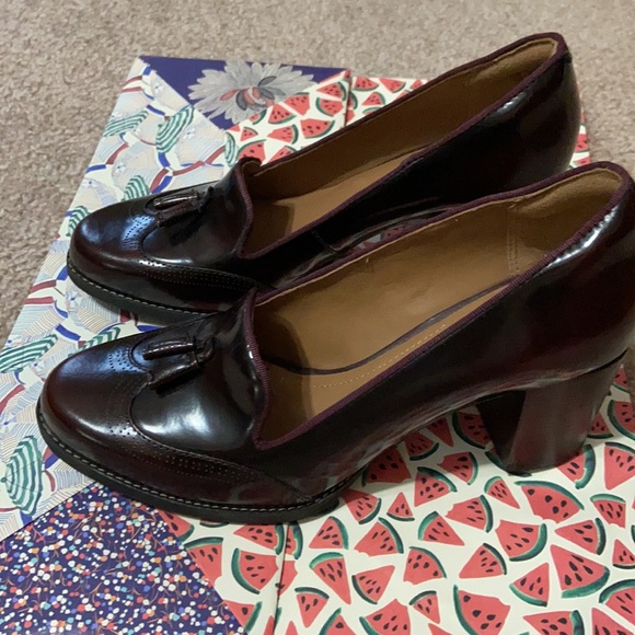 Clarks loafer size 8 Burgundy - Picture 2 of 4